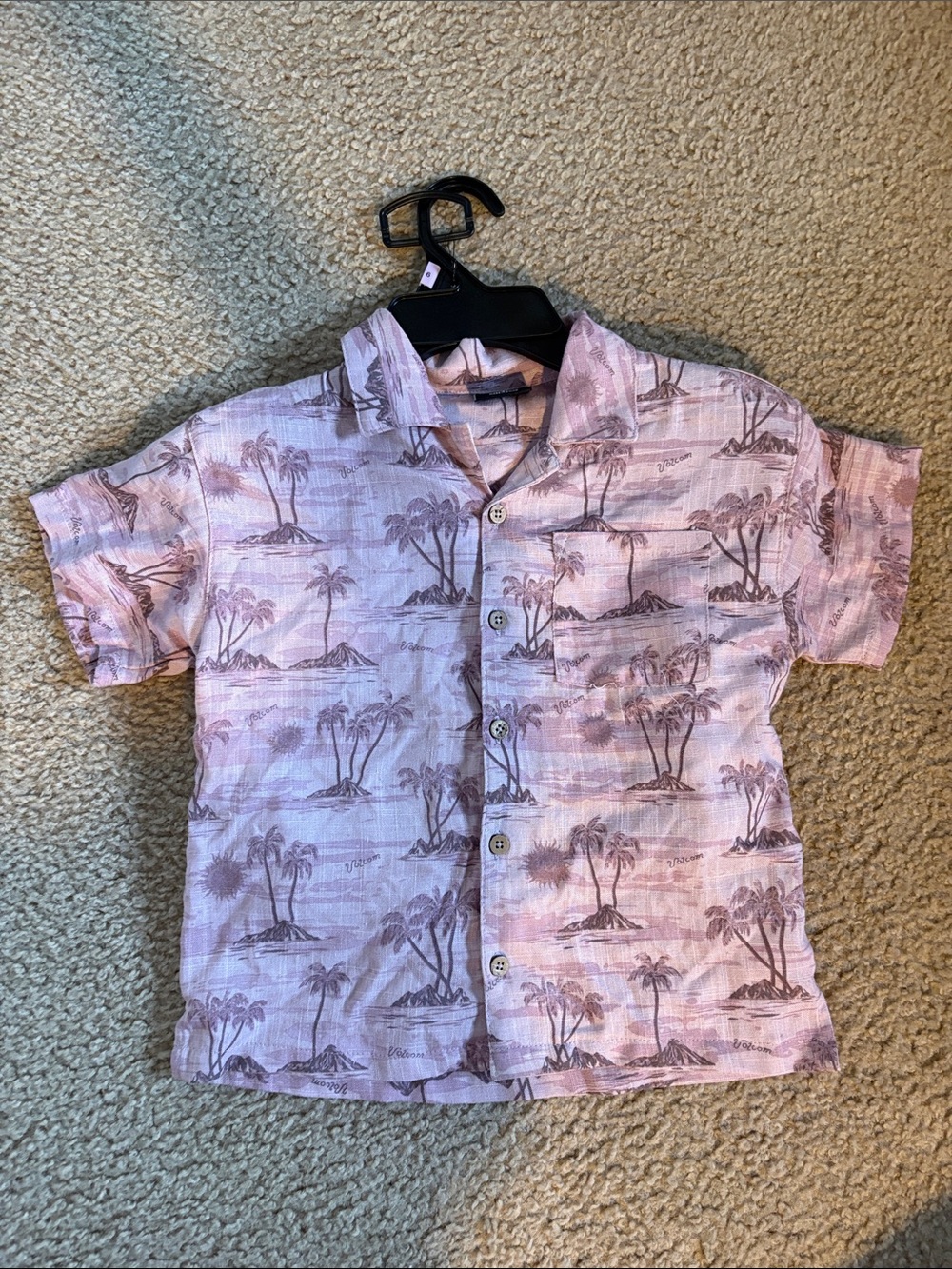 NEW No Tags Volcom Pink Tropical Print Short-Sleeve Button-Down Shirt